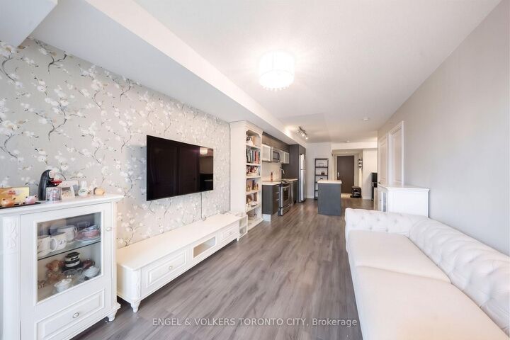 Property Photo:  386 Yonge Street 1703  ON M5B 0A5 