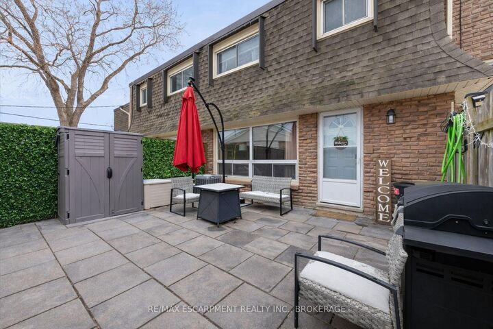 Photo de la propriété:  5 Viking Court 301  ON L3M 3T8 