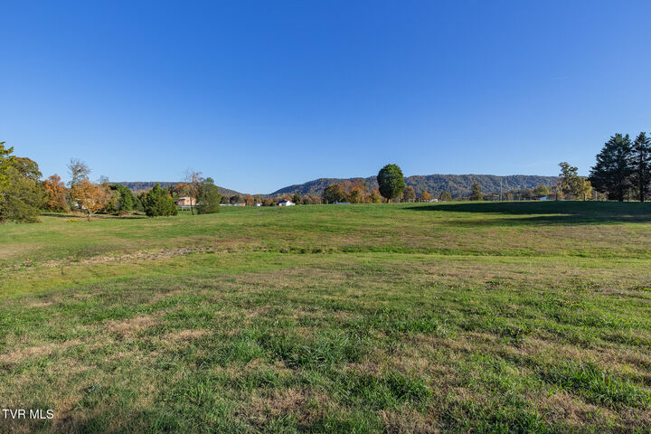 Property Photo: 109 California Avenue TN 37642