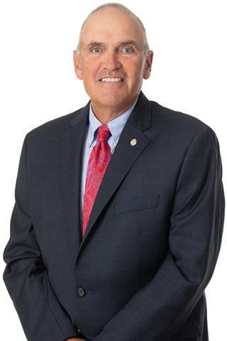 Arthur G Caiado