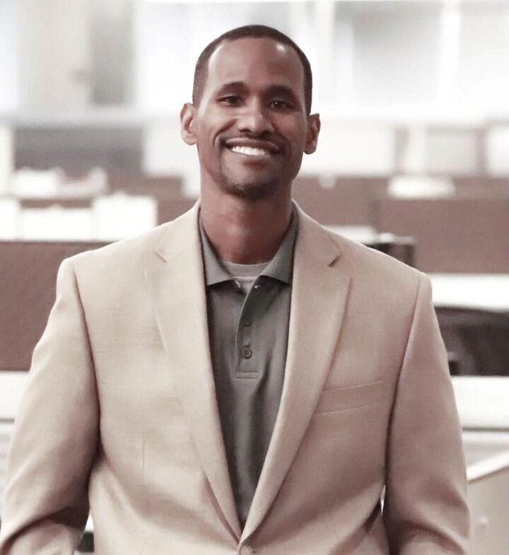 Eric Hall,  in Brandon, Circle