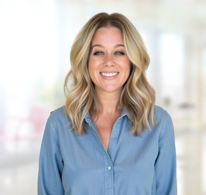 Courtney Looney, REALTOR® in Fleming Island, Vanguard Realty