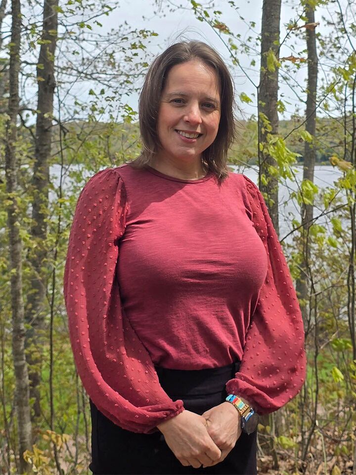 Danielle Hoskins, Real Estate Salesperson in Houghton, Affiliated