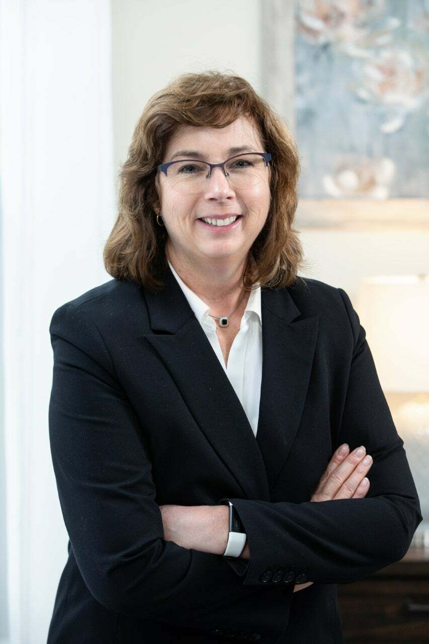 Peggy Feltner,  in Lake Orion, Professionals