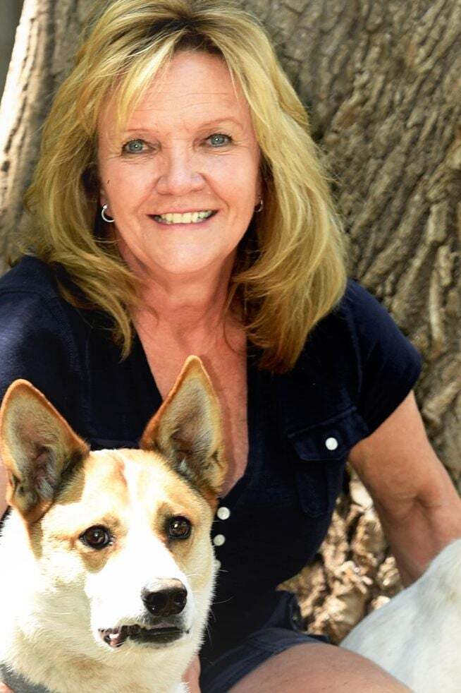 Robbie Weaver-Turk, Sales Associate in Sedona, Arizona