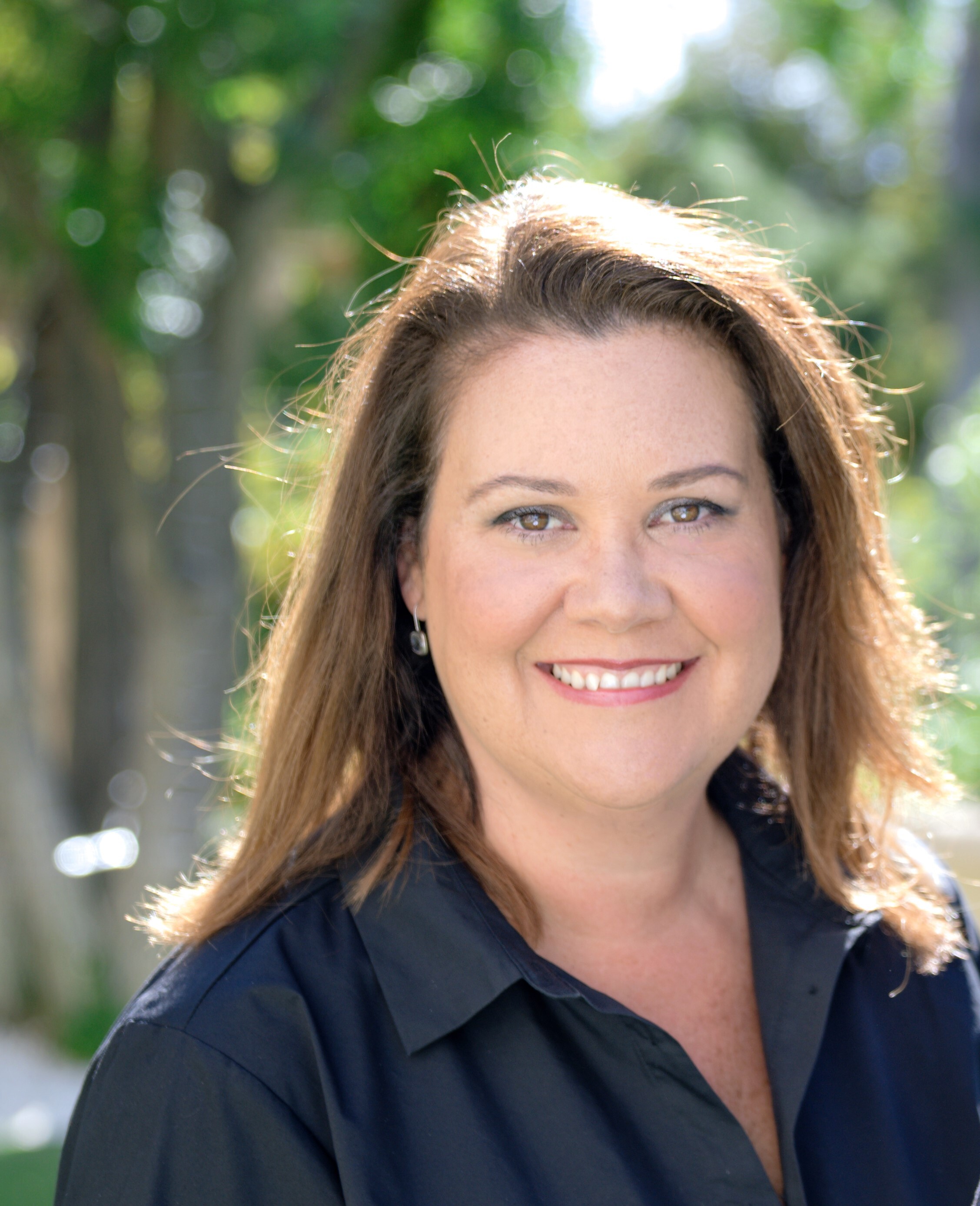 Gina Yager, in Valencia, Pinnacle Estate Properties