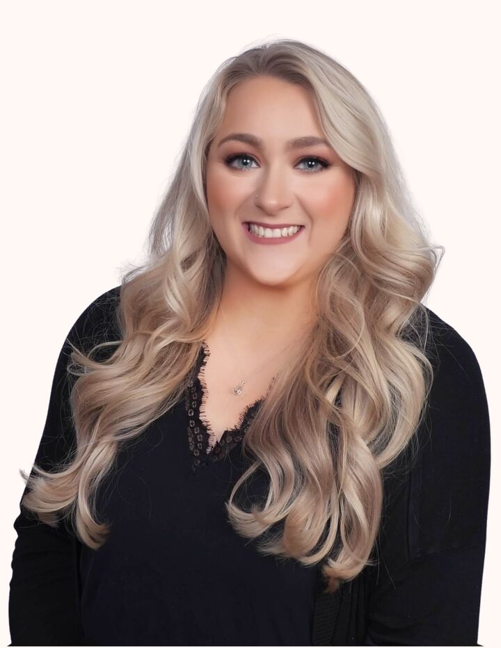 Mary Darnell,  in Huntley, New Heritage