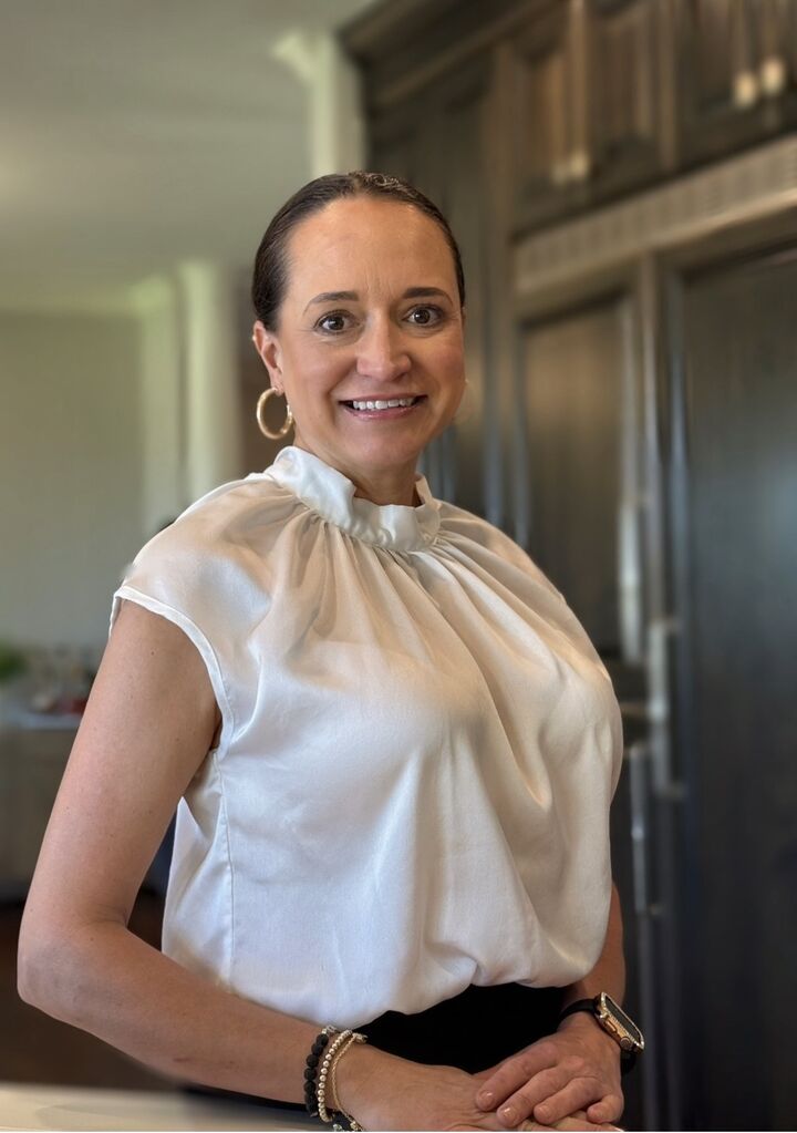 Katrina Kanani Crabb,  in Vancouver, Windermere