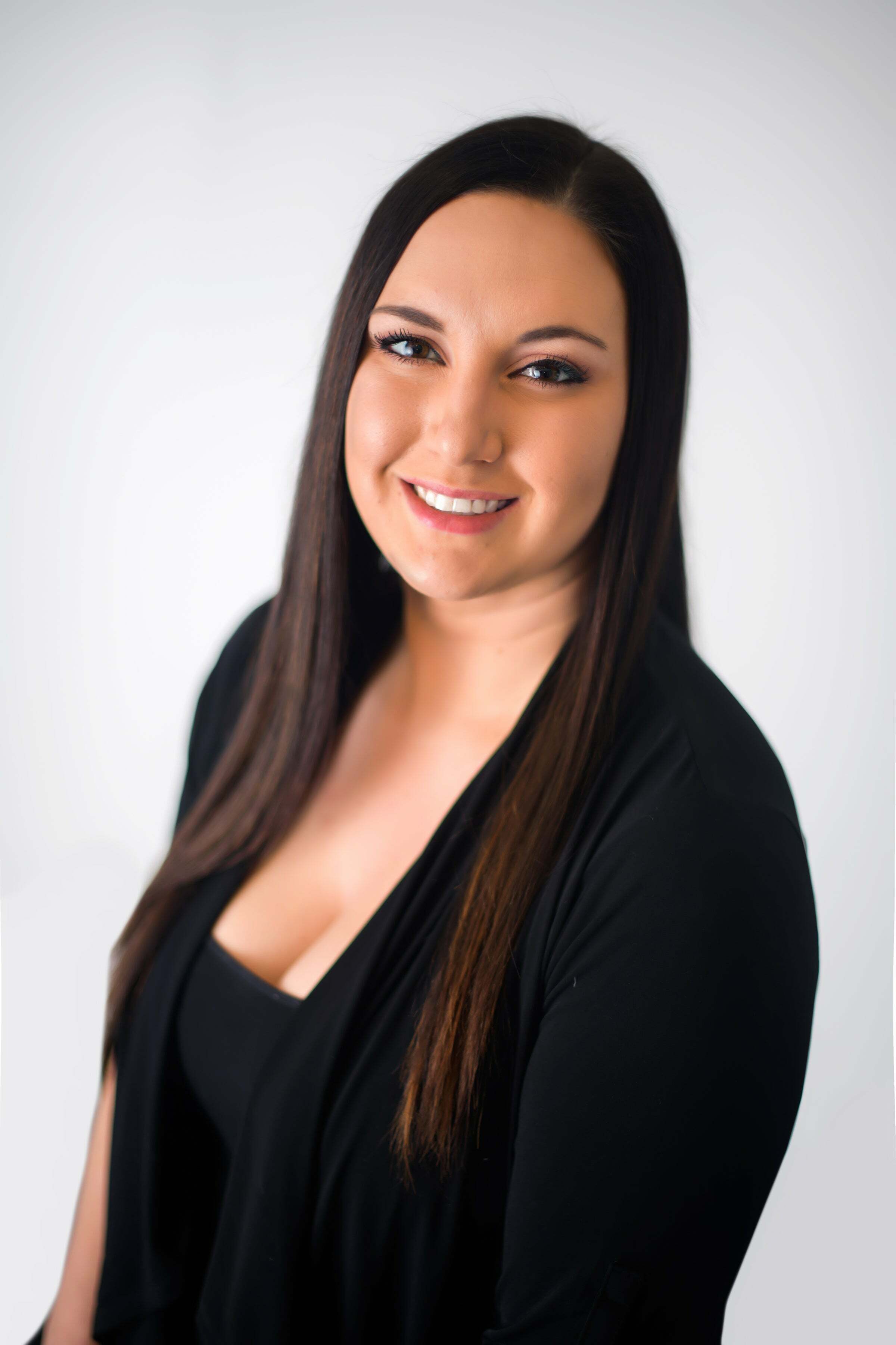Rachel Greskowiak, Real Estate Salesperson in Saginaw, Signature Realty