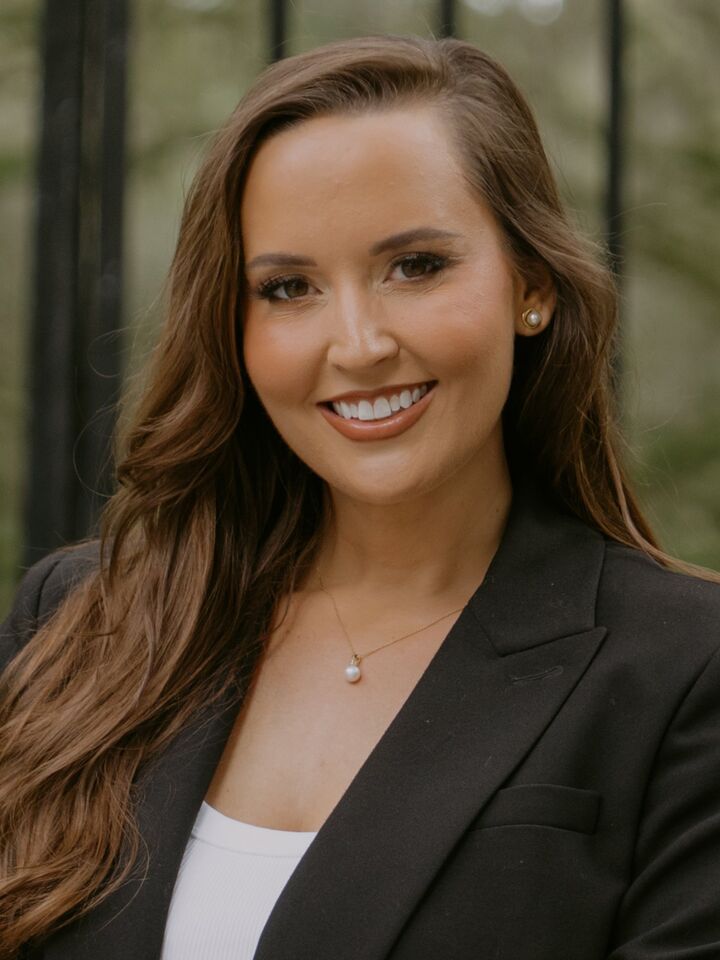 Jennifer Crumpton, Associate Real Estate Broker in Savannah, Austin Hill Realty