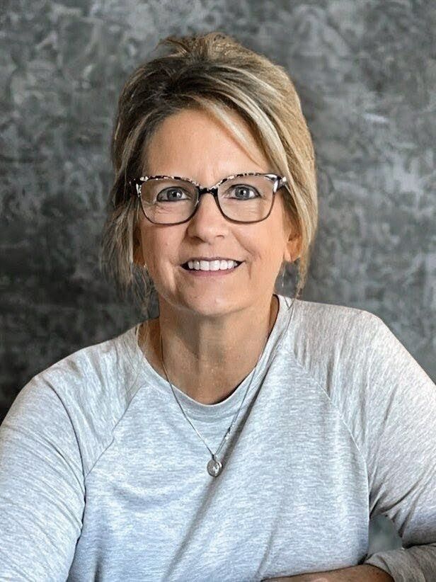 Lori Hess, Real Estate Salesperson in Erie, Select, REALTORS