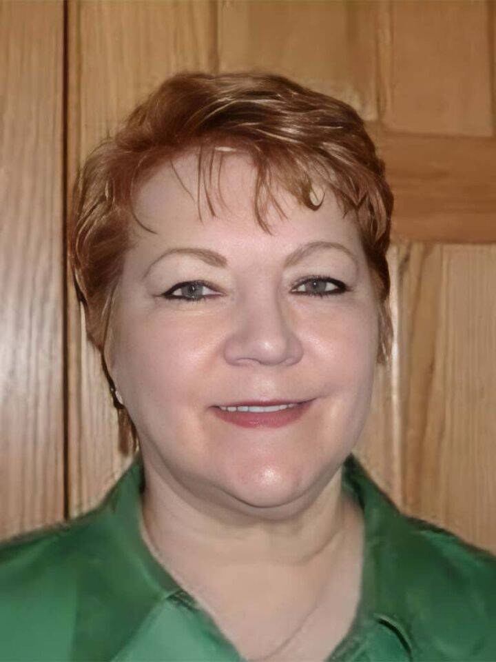 Laurel Maki, Associate Real Estate Broker in Houghton, Affiliated