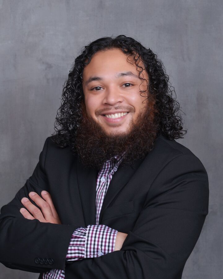 Emmanuel Savellano, Real Estate Salesperson in Las Vegas, Elevate