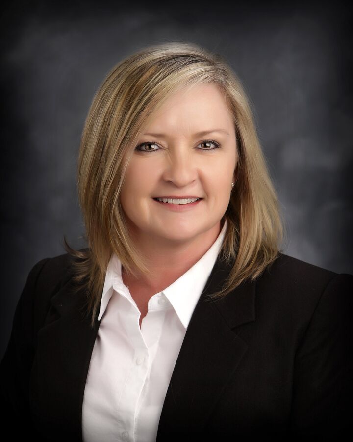 Annita Jackson, Real Estate Broker/Real Estate Salesperson in Hillsboro, Reid Baugher Realty