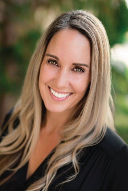 Wendy Cox, Real Estate Broker in Kennewick, Tomlinson