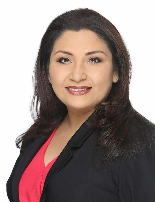 Paula Gonzalez, Real Estate Salesperson in Chula Vista, West