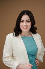 Sara Thompson, Real Estate Broker in Kirkland, North Homes Realty