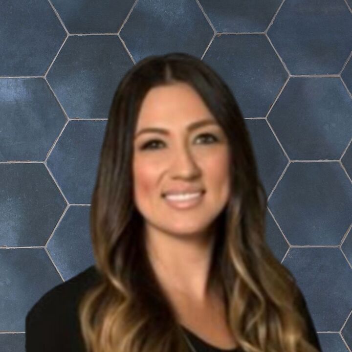 Adrianne Bergsieker, Transaction Coordinator in Bellevue, Windermere