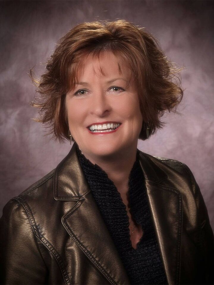 Sheri Huebner, Real Estate Broker in Beaver Dam, Affiliated