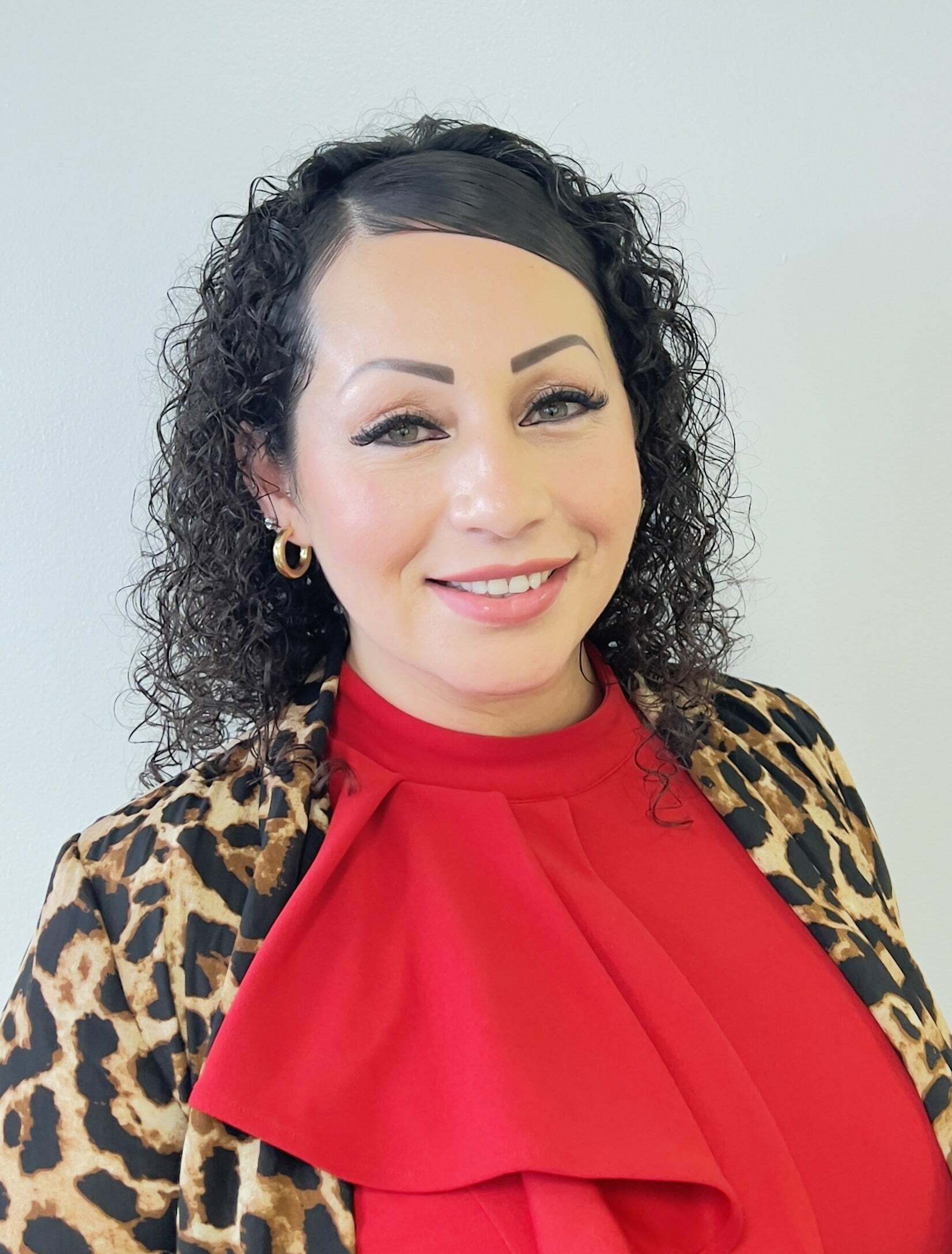 Reyna Lemus, Real Estate Salesperson in Torrance, Union Realty Co.
