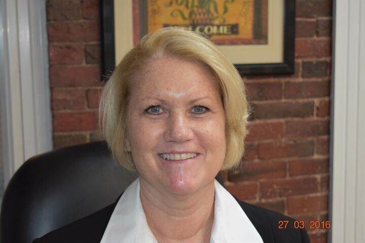 Sharon Dawley, Real Estate Salesperson in Revere, North East