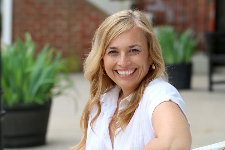 Toni Thomas, Real Estate Salesperson in Mountville, Mountain Realty ERA Powered