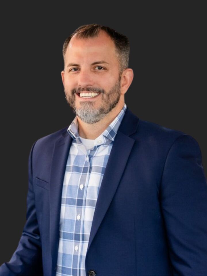 Daniel E. Weaver, Real Estate Salesperson in Granger, Affiliated
