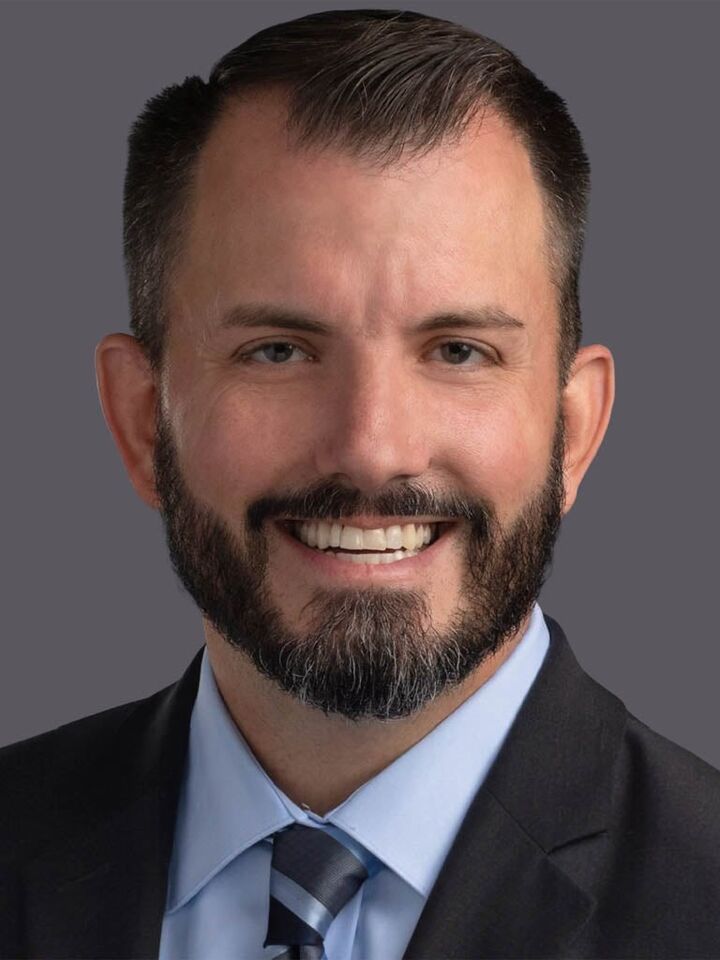 Daniel E. Weaver, Real Estate Salesperson in Granger, Affiliated