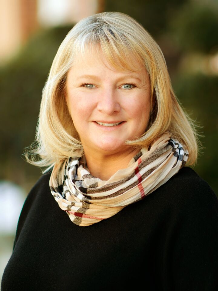 Darlene Duffett, REALTOR® in Alexandria, McEnearney