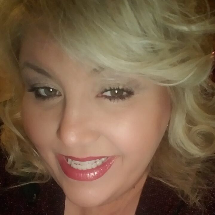 Julie Miller, Real Estate Broker in High Point, Total Real Estate Solutions