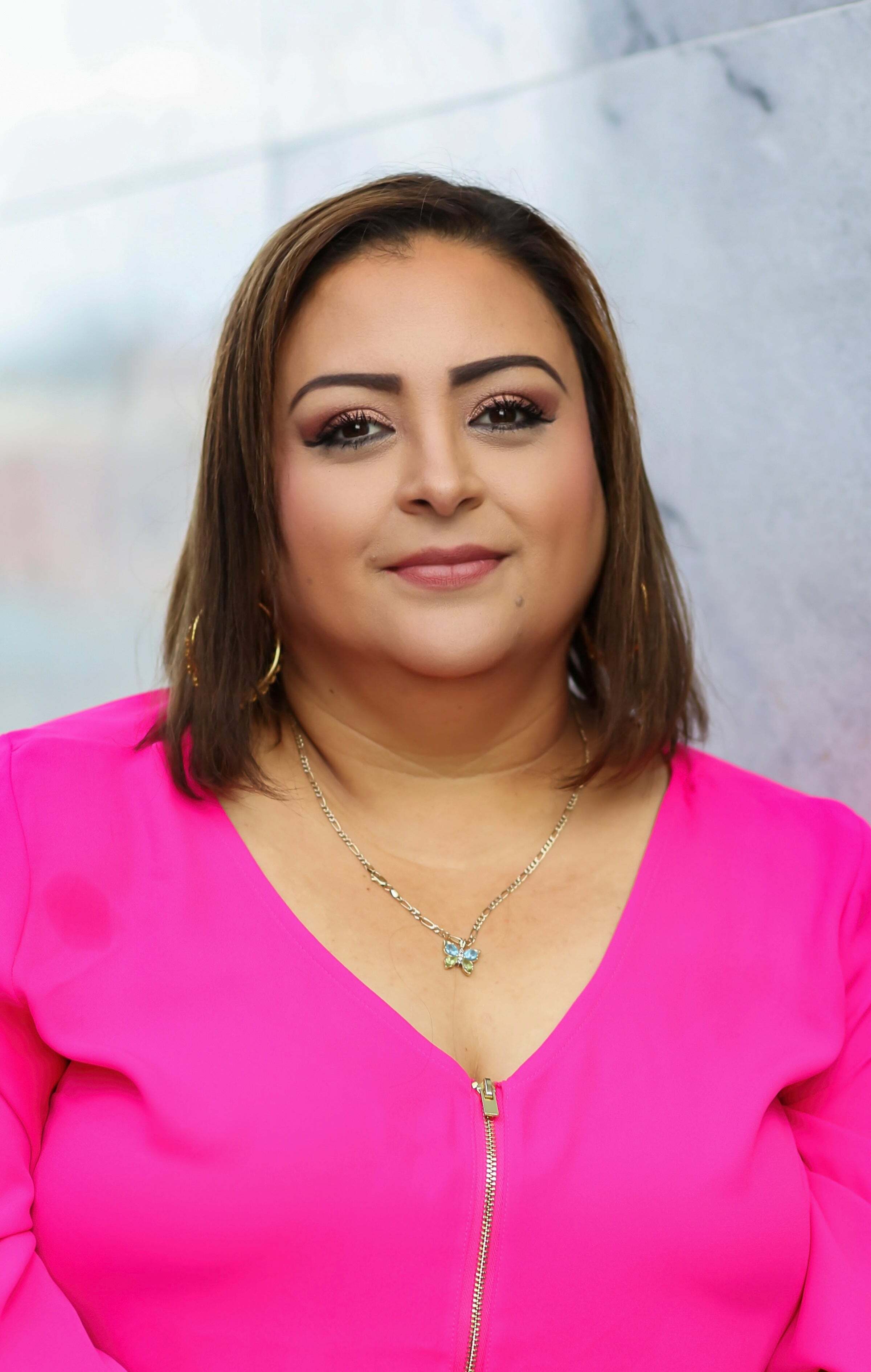 Alma Salazar,  in St Charles, Results Realty ERA Powered