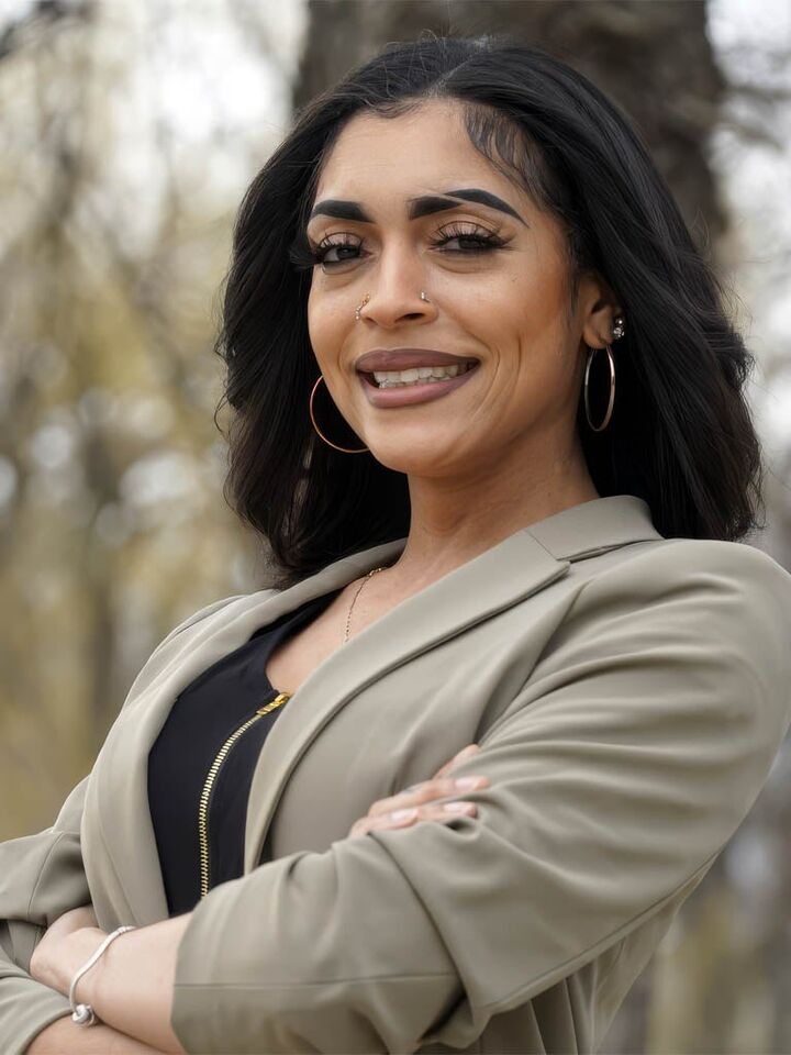 Jazmin Lovinsky, Real Estate Salesperson in Mount Pleasant, Affiliated