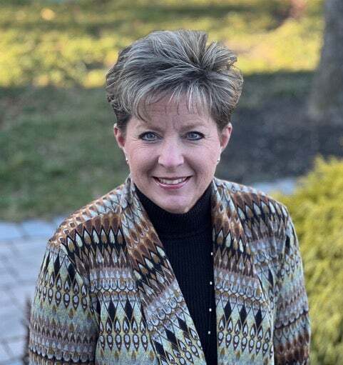 Dawn Timberlake, Real Estate Salesperson in Charles Town, McEnearney