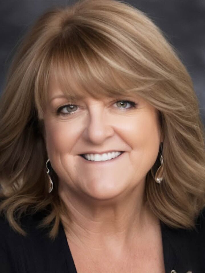 Geri Rose, Real Estate Salesperson in Granger, Affiliated
