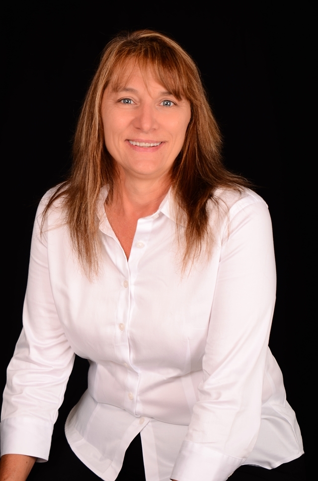 Cheryl Ferguson, Sales Representative in Angus, CENTURY 21 Canada