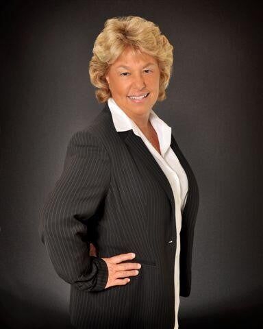 Kathryn L. Puschmann, Associate Real Estate Broker in Ocoee, Carioti