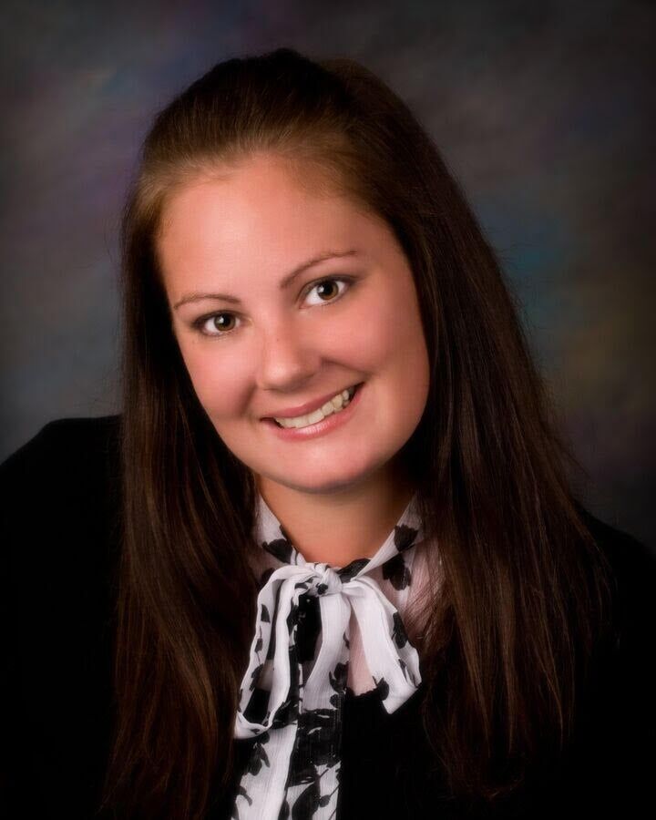 Laura Hervert, Real Estate Salesperson in Omaha, The Good Life Group