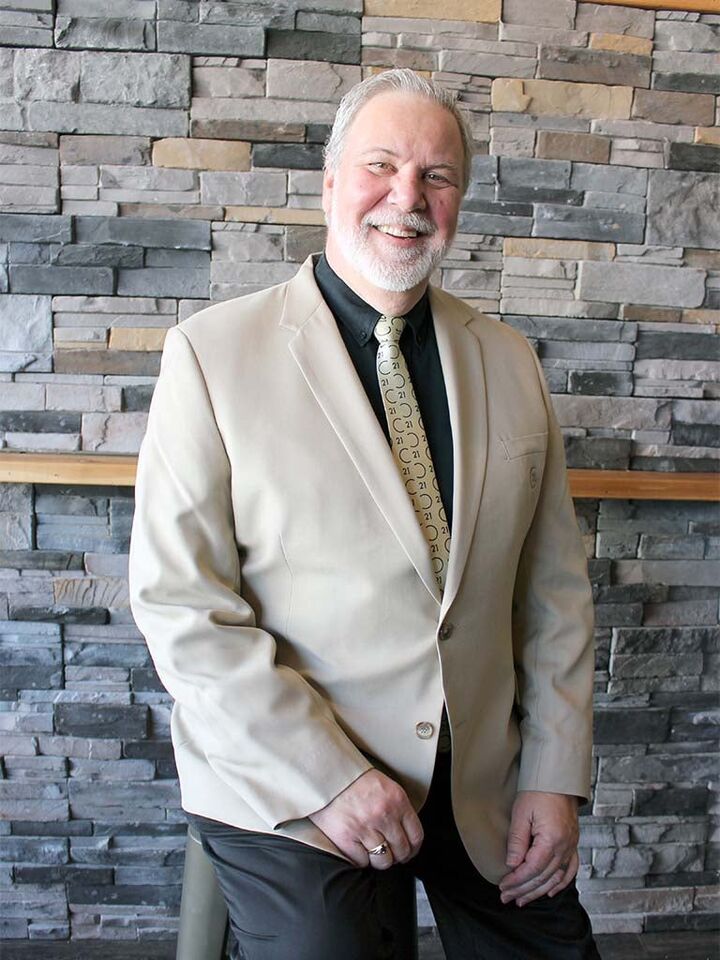 Bob Meixner, Real Estate Salesperson in Mauston, Affiliated