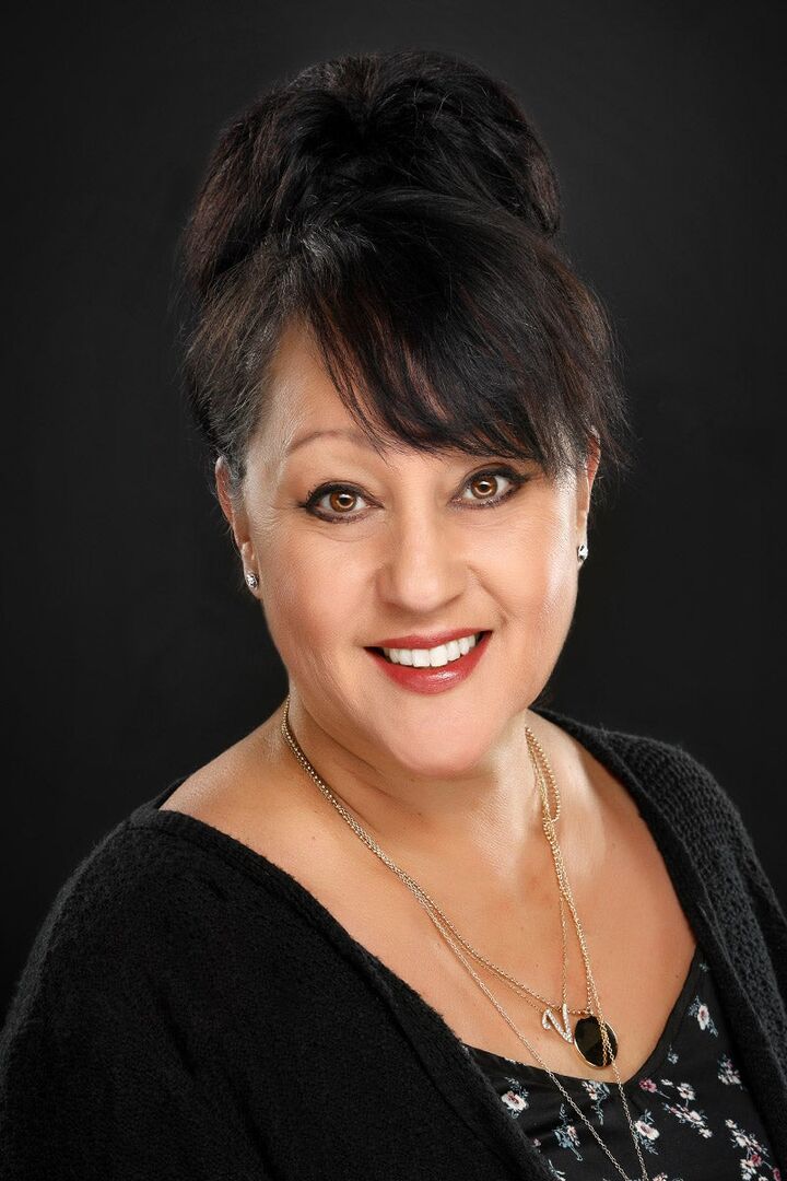 Vicki Johnson, Real Estate Salesperson in Onalaska, Affiliated