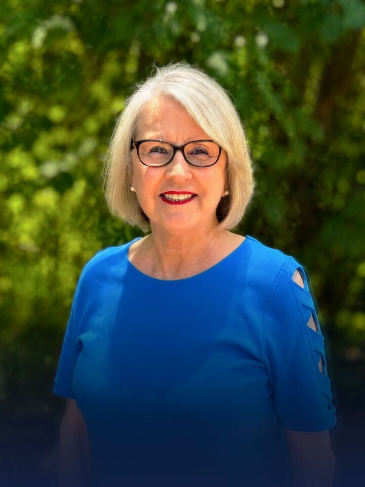 Claire Jacobson, Real Estate Salesperson in Gainesville, M.M. Parrish Realtors