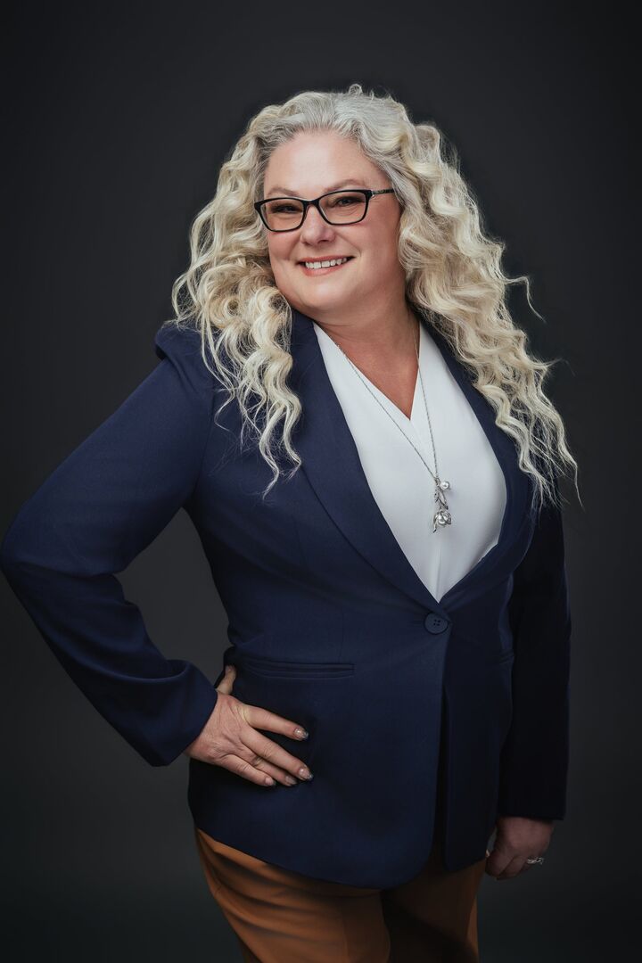 Sandra Wiedemann, Associate Real Estate Broker in Crown Point, Connections
