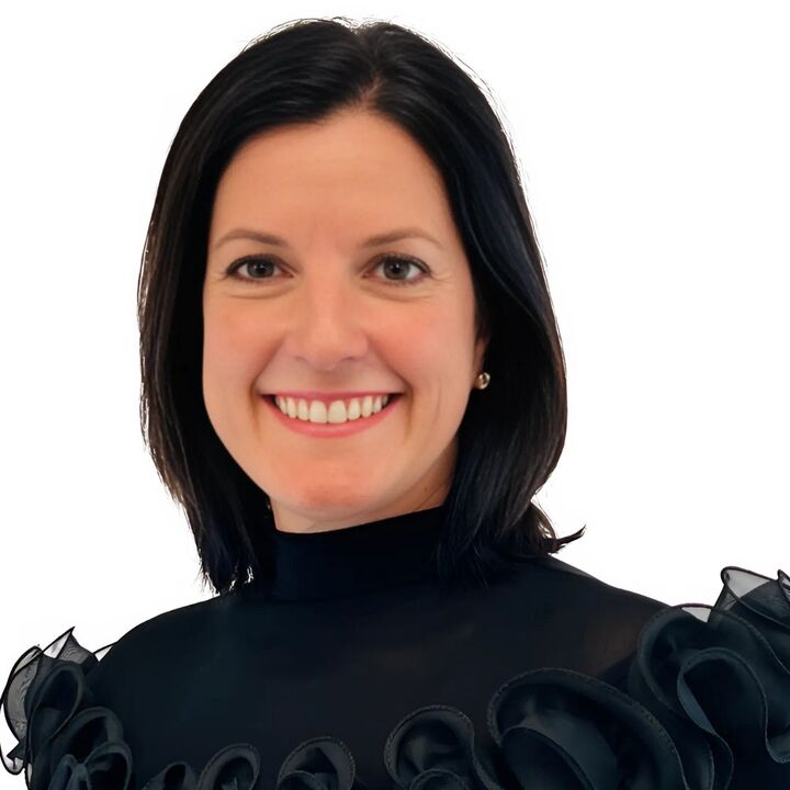 Adriana Lopez, Real Estate Salesperson in Boca Raton, Stein Posner