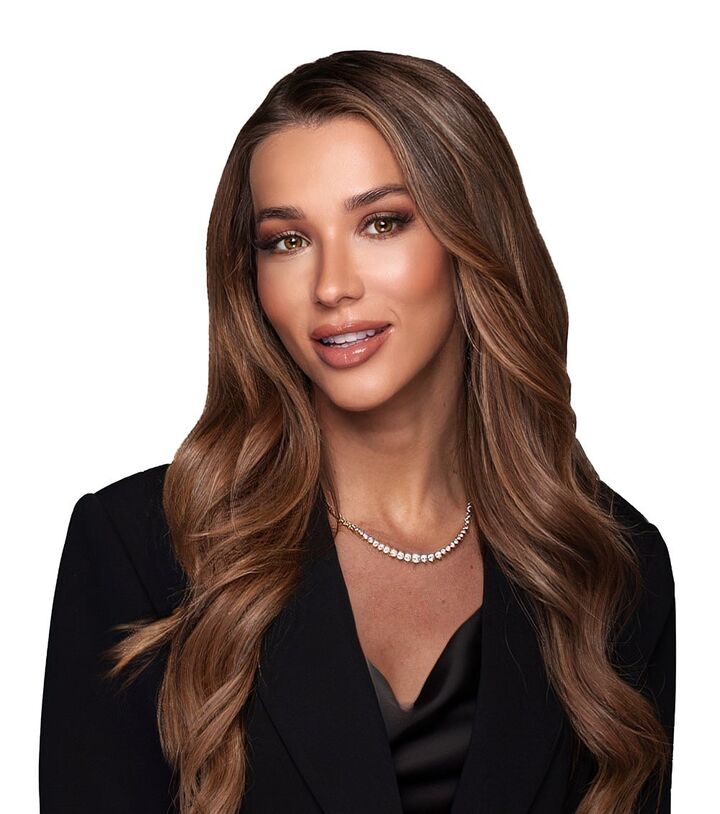 Erna Palic, Real Estate Salesperson in Meridian, 43° North