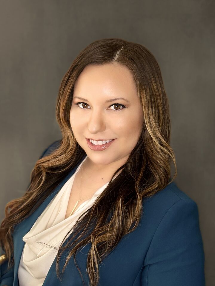 Wendy Alanis, Real Estate Salesperson in Royal Oak, Curran & Oberski