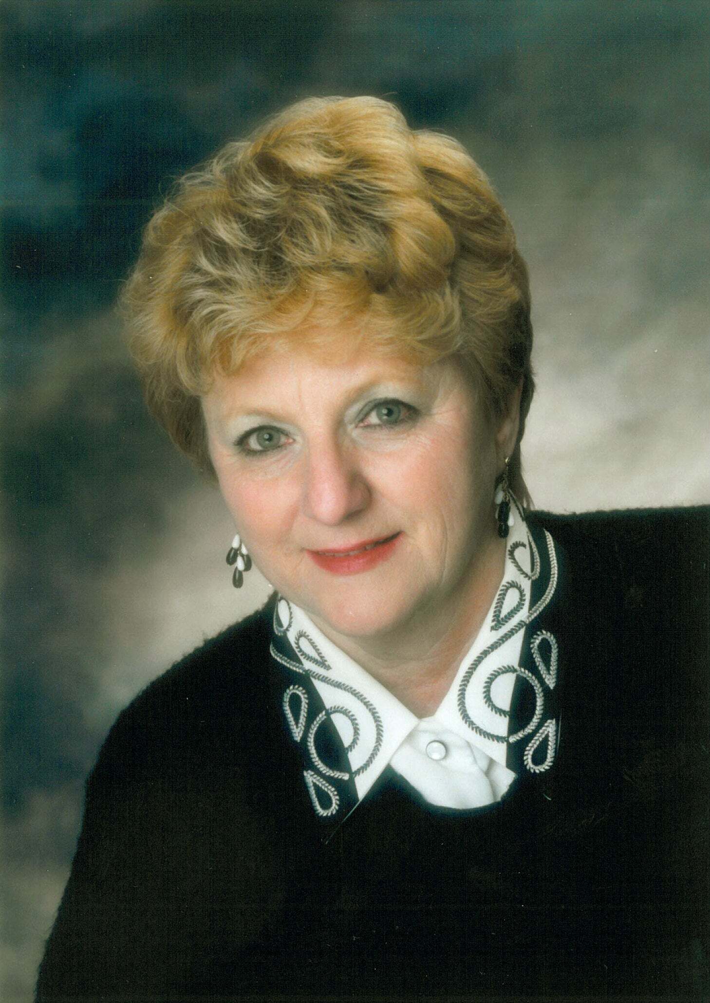 Sharon Stovall, Associate Real Estate Broker in Albuquerque, ERA Summit