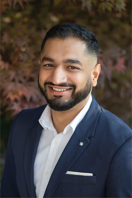 Ginny Singh, Real Estate Broker in Kennewick, Tomlinson