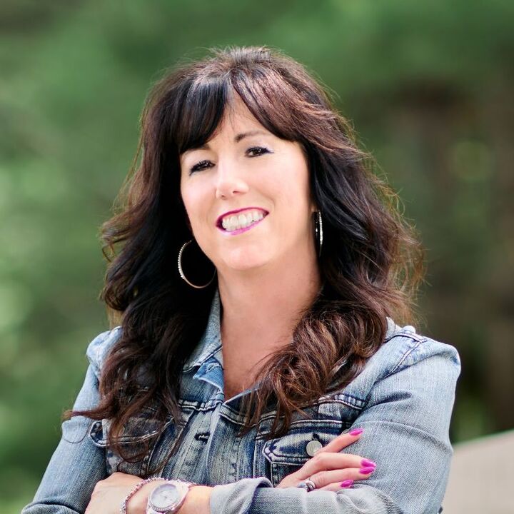 Ann Featherstone, Real Estate Salesperson in Gainesville, Elite