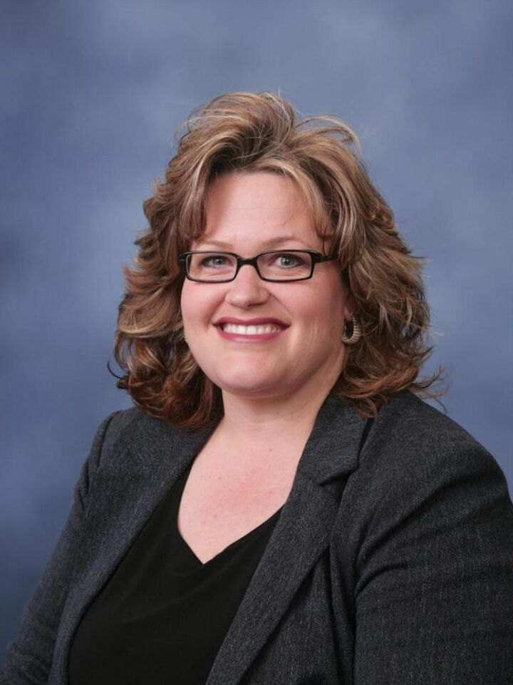 Jennifer Valenzuela, Real Estate Salesperson in Lancaster, Home Source