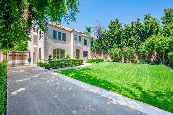 MARJAN ADASHA,  in Beverly Hills, Nelson Shelton Real Estate ERA Powered