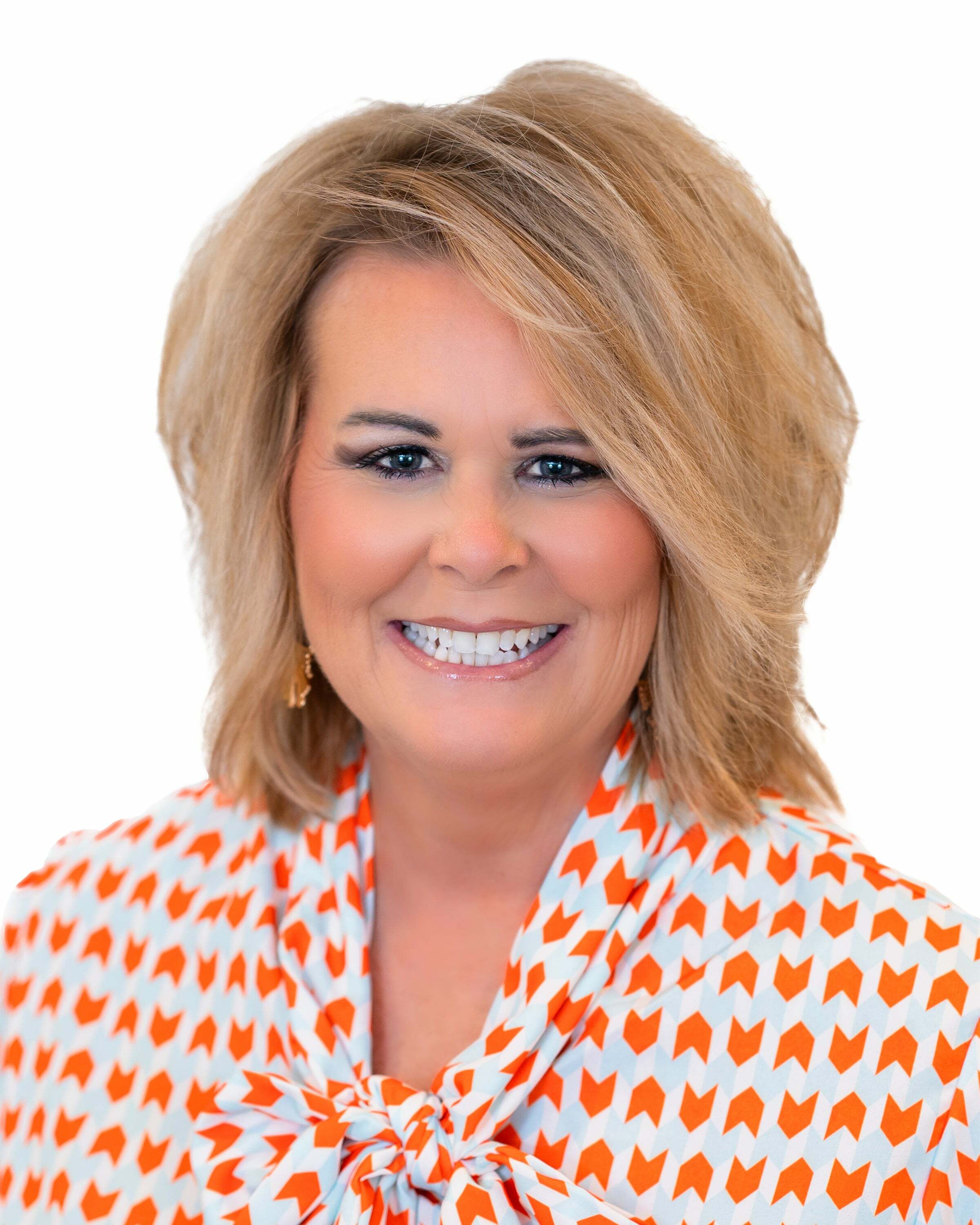 Angie Looper,  in Greenville, Caine